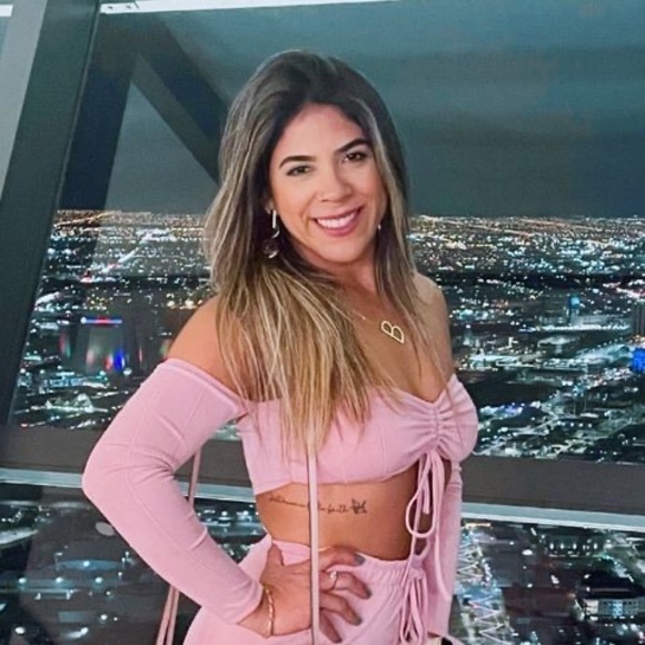 Meet your Posher, Bruna - Picture 1 of 1